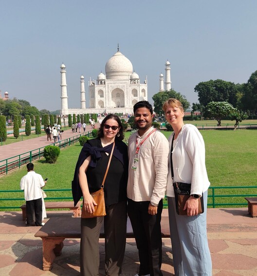 Picture 15 for Activity Agra: Taj Mahal Skip-The-Line and Agra Fort 2