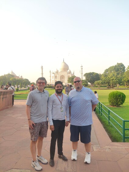 Picture 16 for Activity Agra: Taj Mahal Skip-The-Line and Agra Fort 5