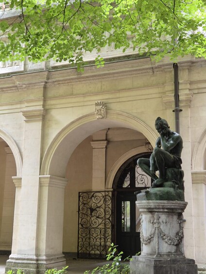 Picture 2 for Activity Lyon: City Market Tour and Picnic 4