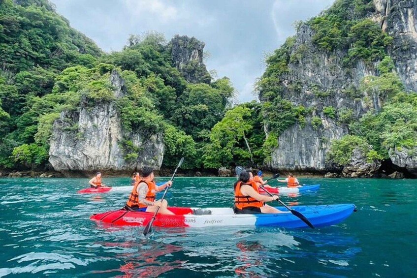 Malawi: Island Snorkel and Kayak Safari 1