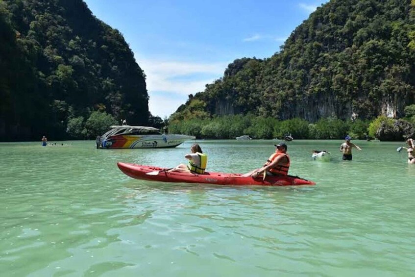 Picture 1 for Activity Malawi: Island Snorkel and Kayak Safari 5