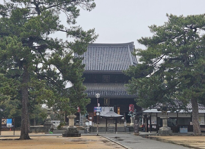 Picture 6 for Activity Zentsuji: Shikoku Pilgrimage and Spiritual Experience 3
