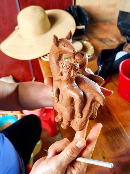 Sanya: Li Ethnic Pottery Workshop Experience 1