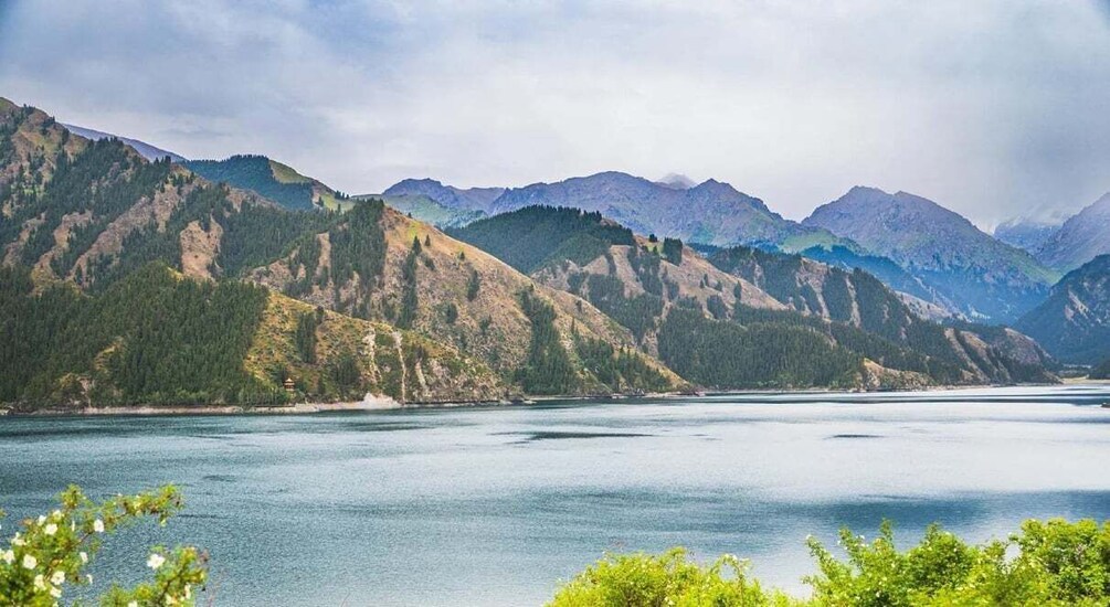 Picture 4 for Activity Xinjiang Silk Road Alpine Lake Yaochi Snow Mountain Tour 2