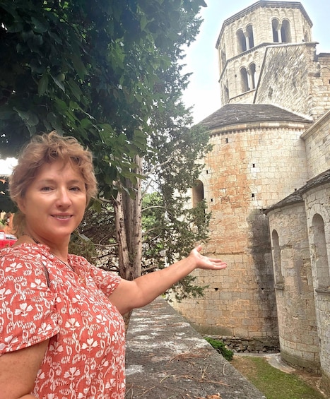Girona: Old Town Walking Tour with Local Guide 1