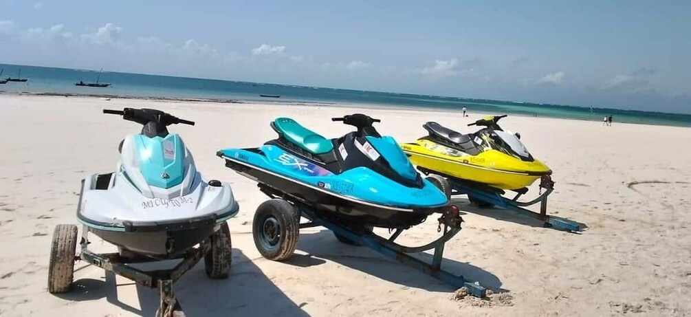 Picture 1 for Activity Diani Beach: Jet Ski Rental with Dolphin Sighting 3