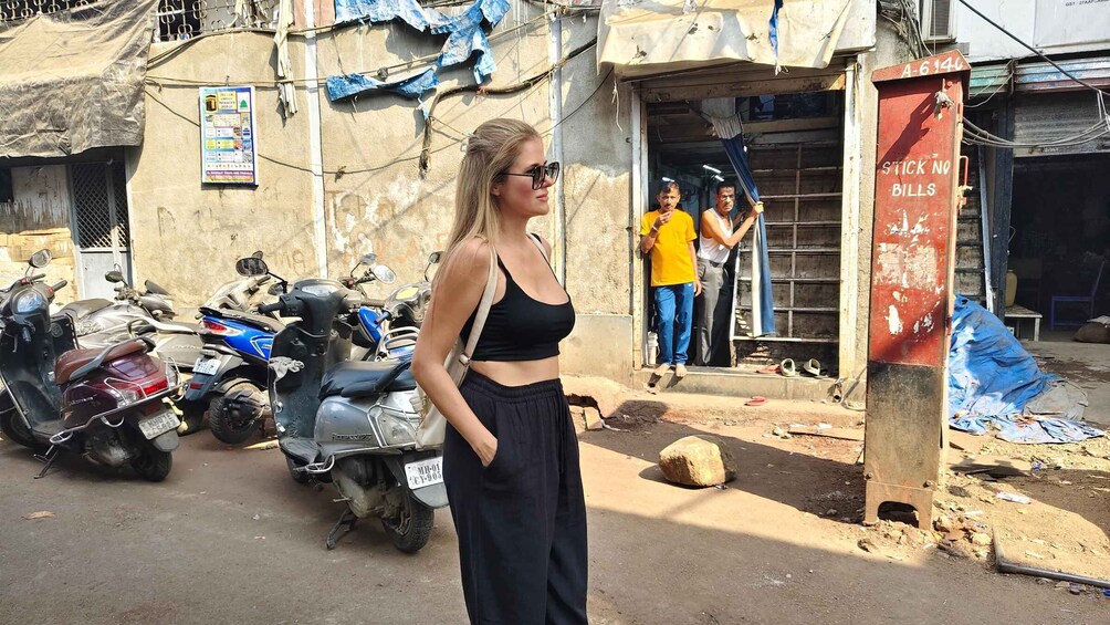 Picture 3 for Activity Mumbai: Create your own Itinerary with Guide & Car 3