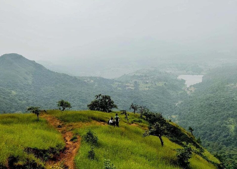 From Mumbai: Sondai Fort Guided Trek with Meals & Transfers 1