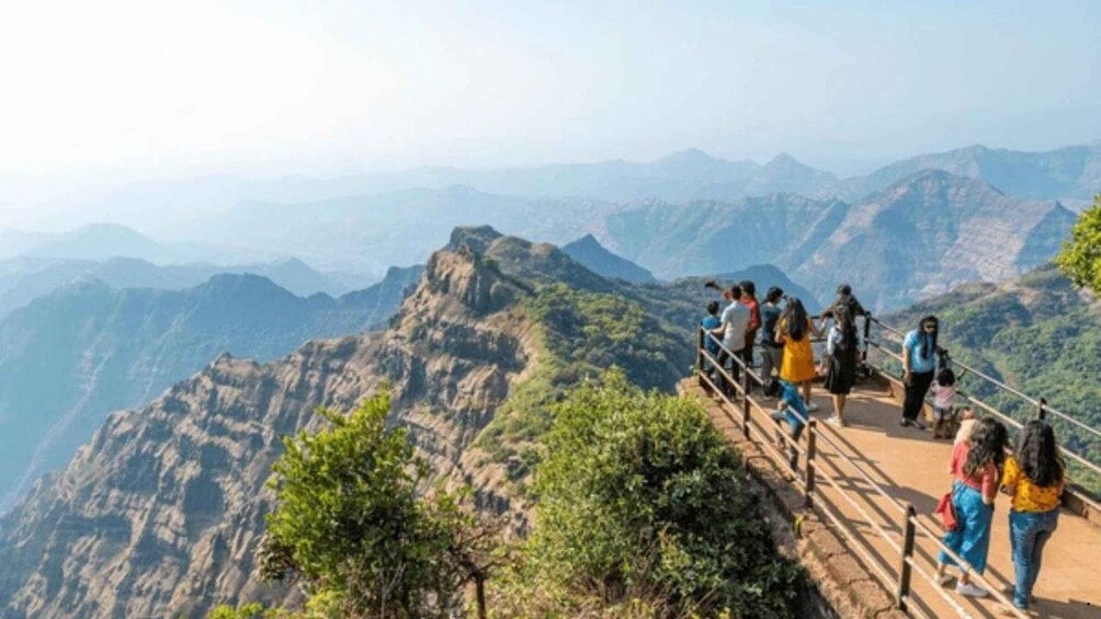 Picture 6 for Activity Mumbai/Pune: 4-Day Mahabaleshwar Hill Station Tour 2