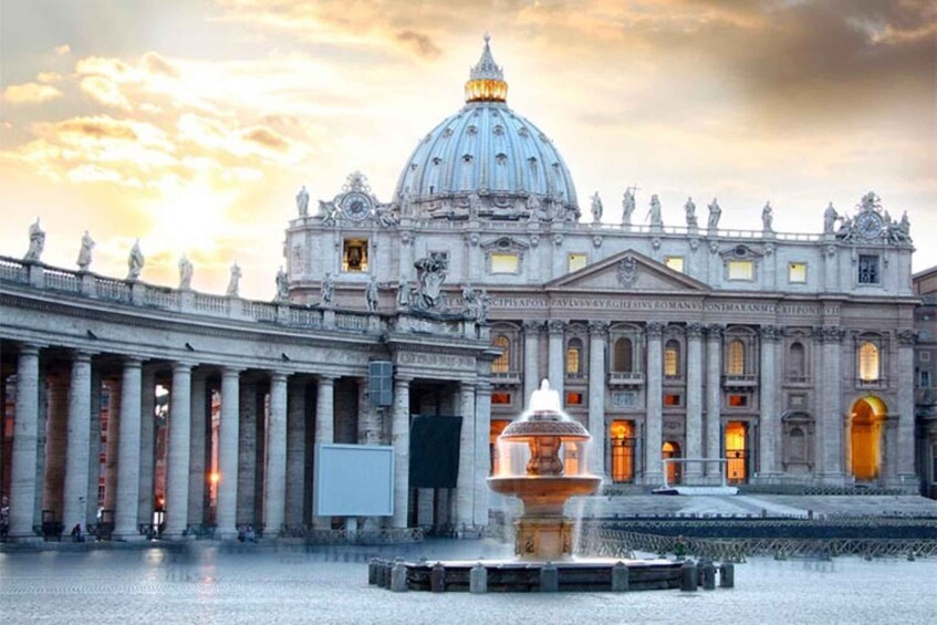 Vatican City: St. Peter’s Basilica Tour with Dome Option 1
