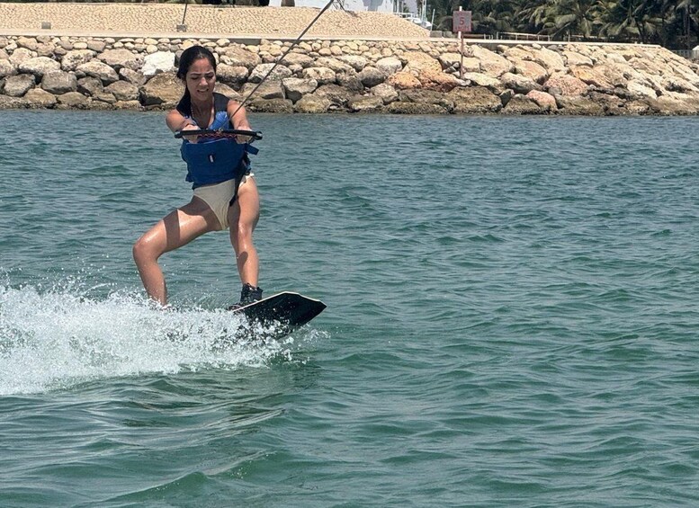 Salalah: Surfboarding Experience 1
