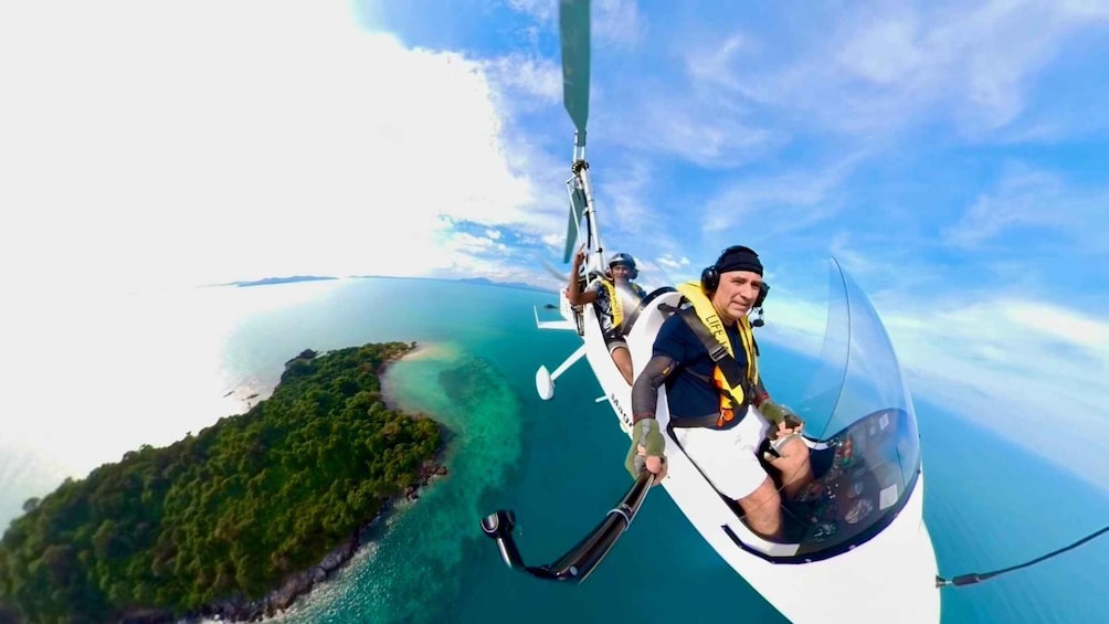 Chonburi: Junior Gyrocopter One Day Pilot with Certificate 1