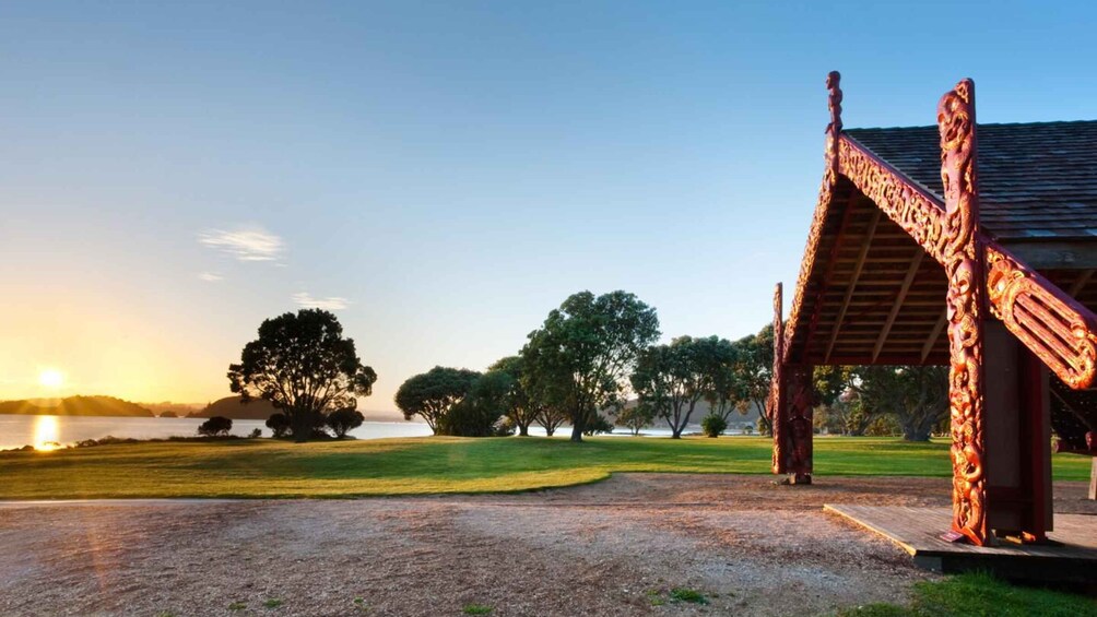 Picture 2 for Activity Bay of Islands HOLE IN THE ROCK & WAITANGI TREATY GROUNDS 3
