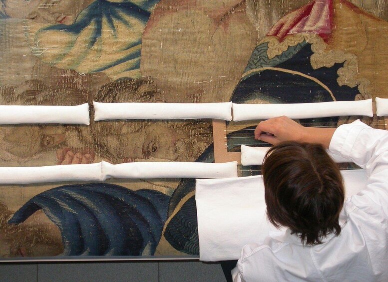 Reggio Emilia: Loom Weaving Masterclass in Albinea 1