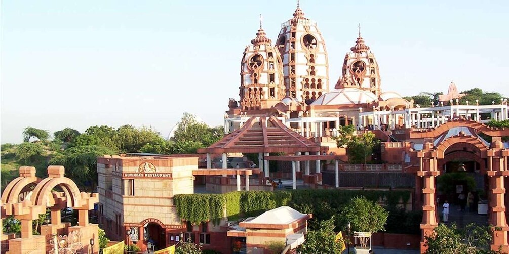 A temple complex with multiple domes and a central shrine. 4