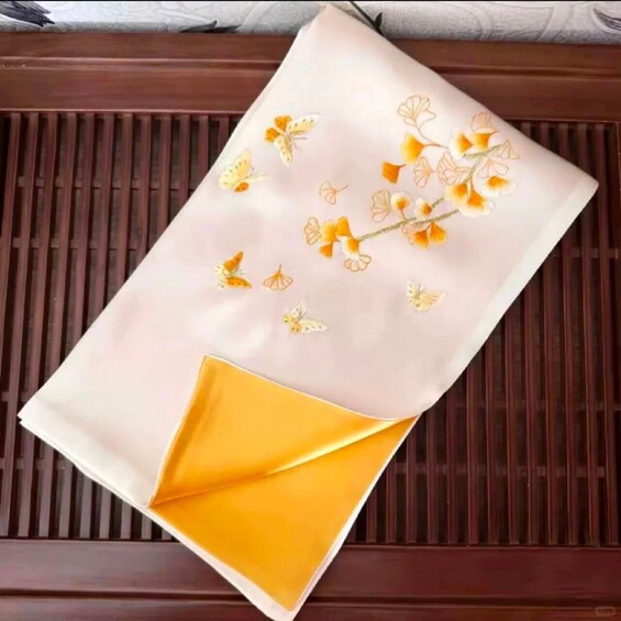 Picture 2 for Activity Suzhou: Su Embroidery & Silk Workshop with Scarf 4