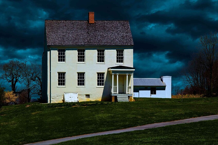 Picture 2 for Activity Sharpsburg: Ghosts Haunted Walking Tour 3