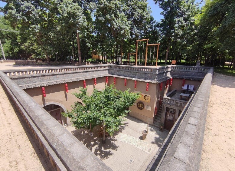 Picture 3 for Activity Xi’an Cave-Style Courtyard Homes Half-Day Tour 3