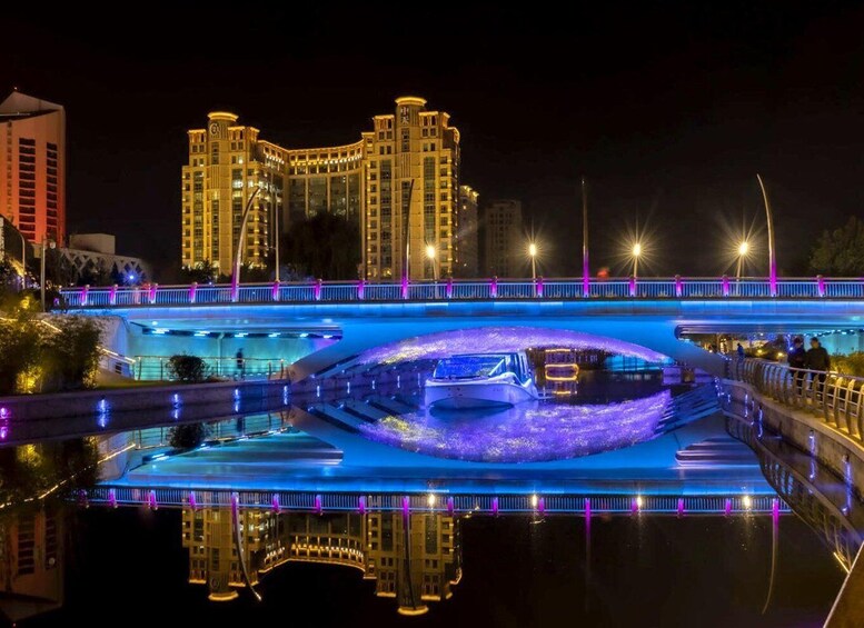 Picture 2 for Activity Beijing: Palace, Sound Healing & Night Cruise Experience 2