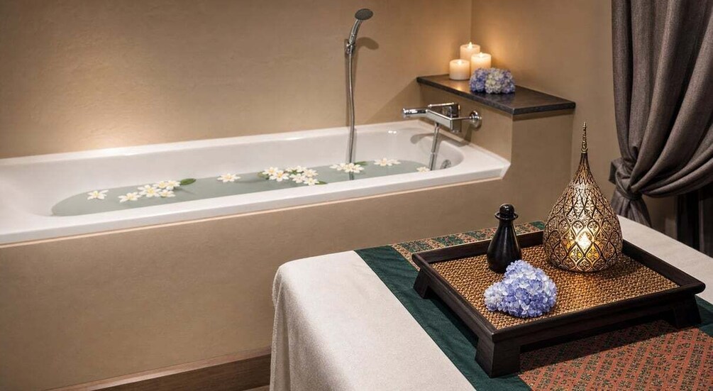 Picture 2 for Activity Bangkok: Luxury Spa Shoulder and Back and Head Massage 5