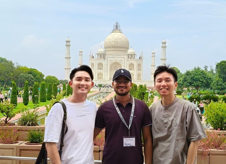 Picture 2 for Activity Book Official Tour Guide for Taj Mahal 3