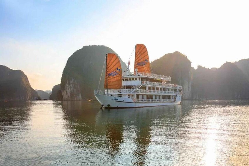 Picture 5 for Activity Lan Ha Bay 2Day Luxury Cruise, Kayak & Sunset Party 5