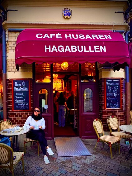 Gothenburg: Universeum & Haga Private Day Tour with Guide 1