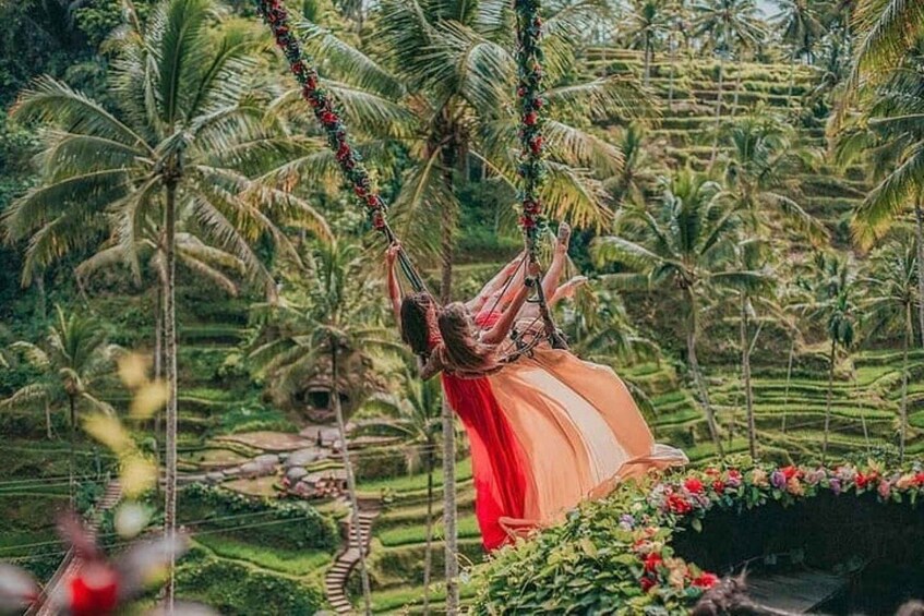 Picture 1 for Activity Bali: Ubud, Tanah Lot, and Taman Ayun Temple Tour 2