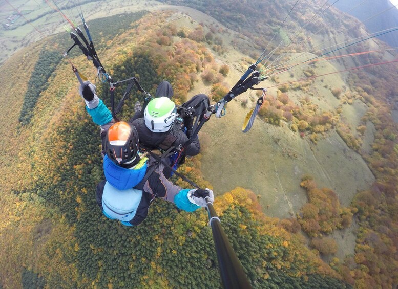 Picture 7 for Activity Transylvania: Hike and fly by paraglider day trip 3