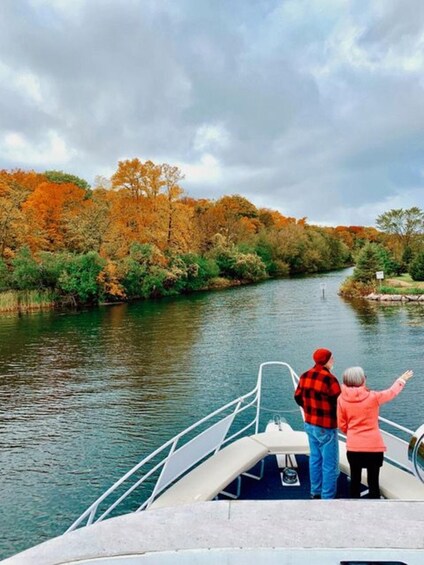 Picture 1 for Activity Minneapolis: Food-Themed Cruises on Mississippi River 5