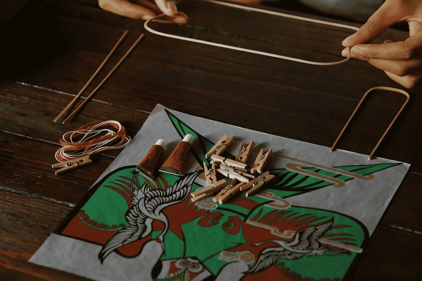 Picture 2 for Activity Guangzhou: Create Your Own Kite Ornament 2