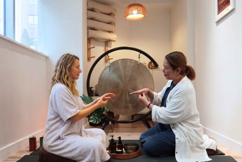 Hong Kong: Jet-Lag Ritual Sound Bath, Meridian Massage & Tea 1