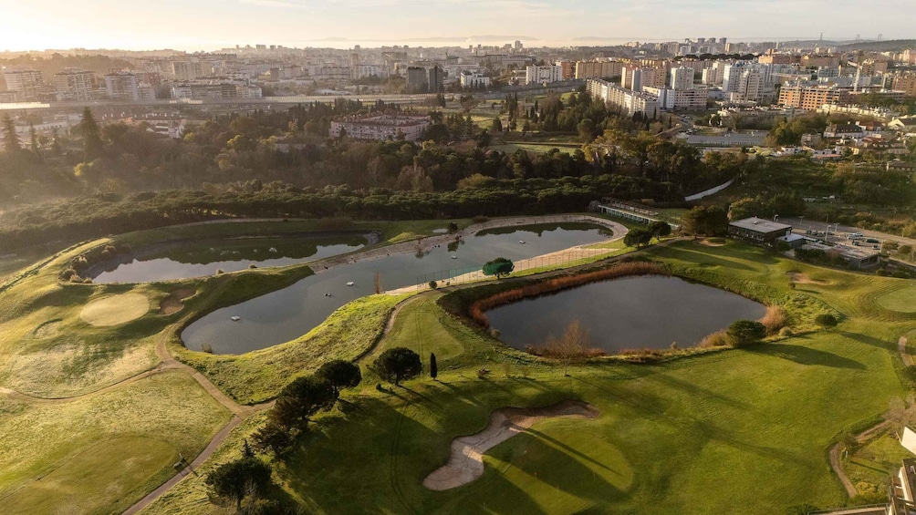 Picture 1 for Activity The One Hills Lisbon 1H TrackMan Golf Simulator Experience 2