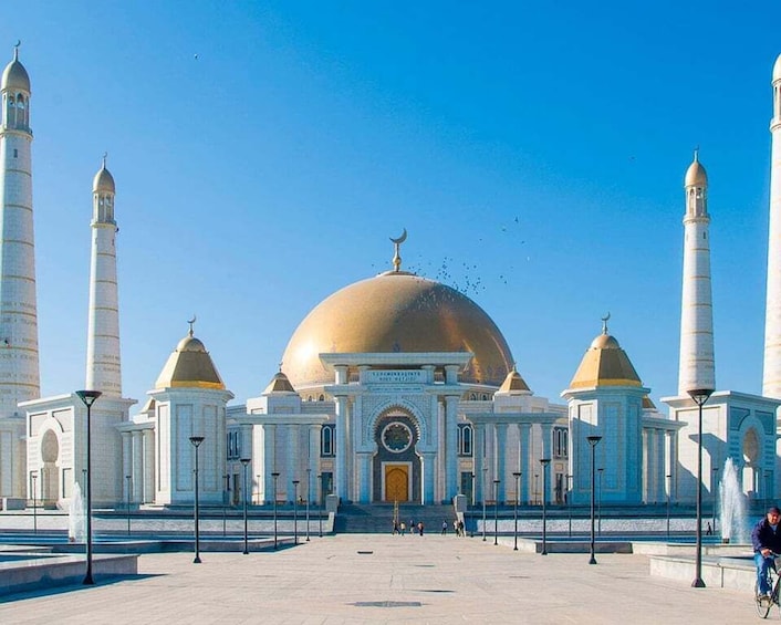 Picture 9 for Activity Group trip to Turkmenistan 5