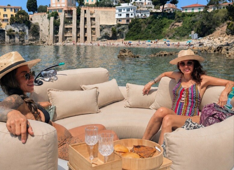 Picture 2 for Activity Nice: exclusive floating picnic experience 3