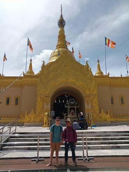 Picture 4 for Activity Berastagi: Guided Volcano Hike, Lake Toba, and Culture Tour 3