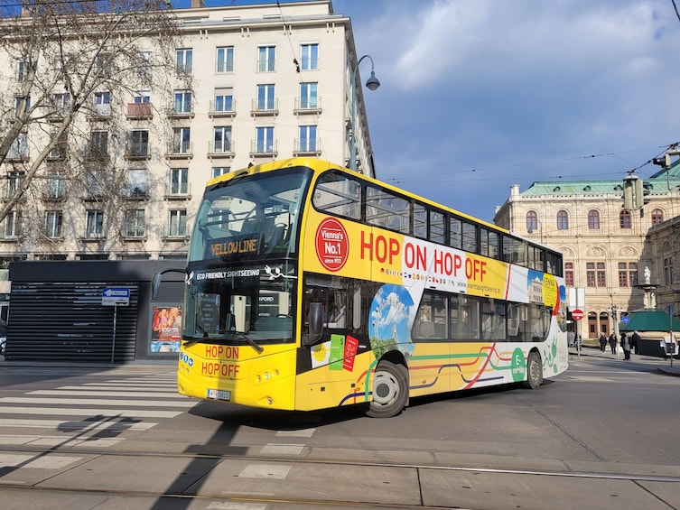 Best of Austria: Hallstatt, Melk & HOP ON HOP OFF 3