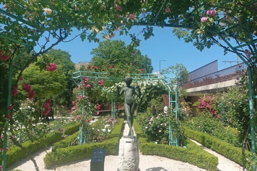 Private Guided Walking Tour of Historic Dijon 2