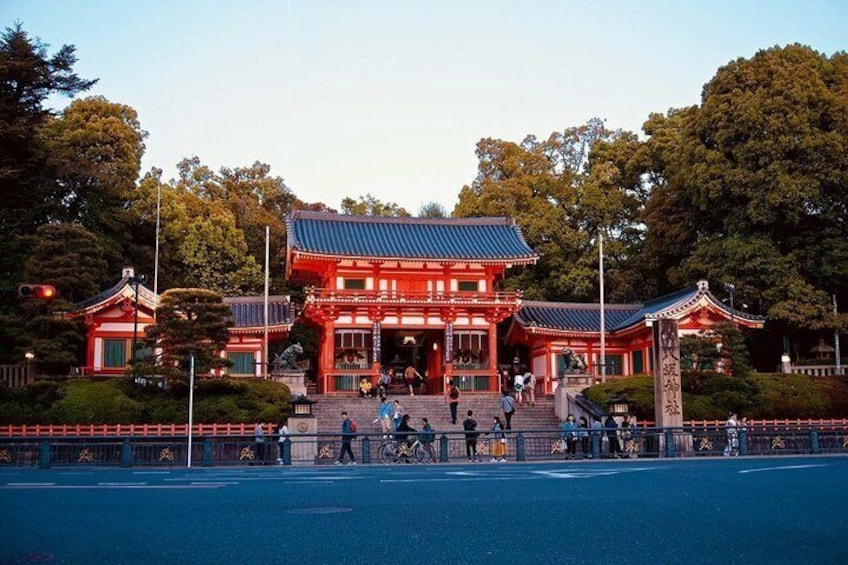 Kyoto Self Guided Walking Tour Gion Alleys with Audio and Quiz 3