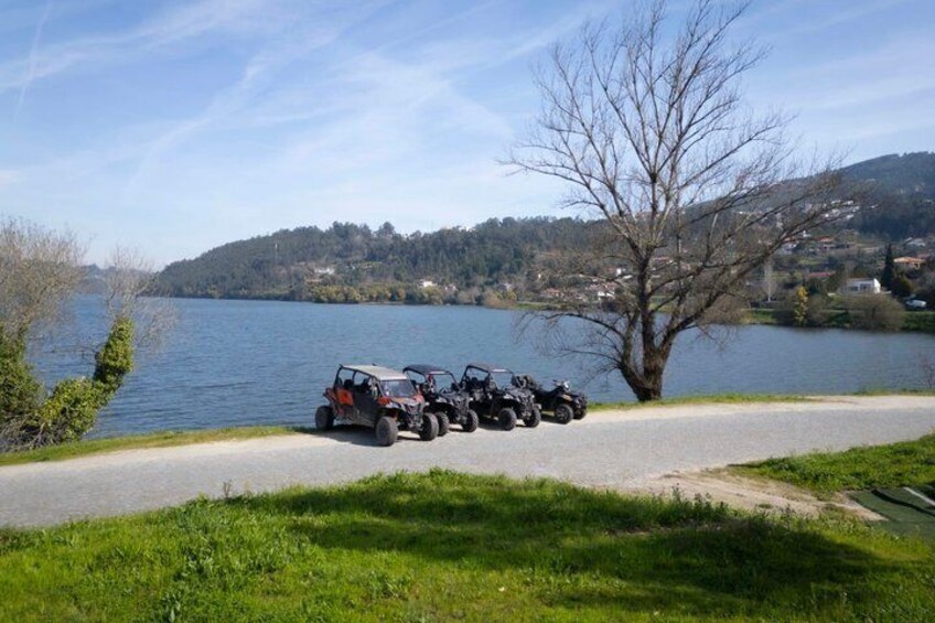 Buggy Off Road Adventure on the banks of the Thames River 3