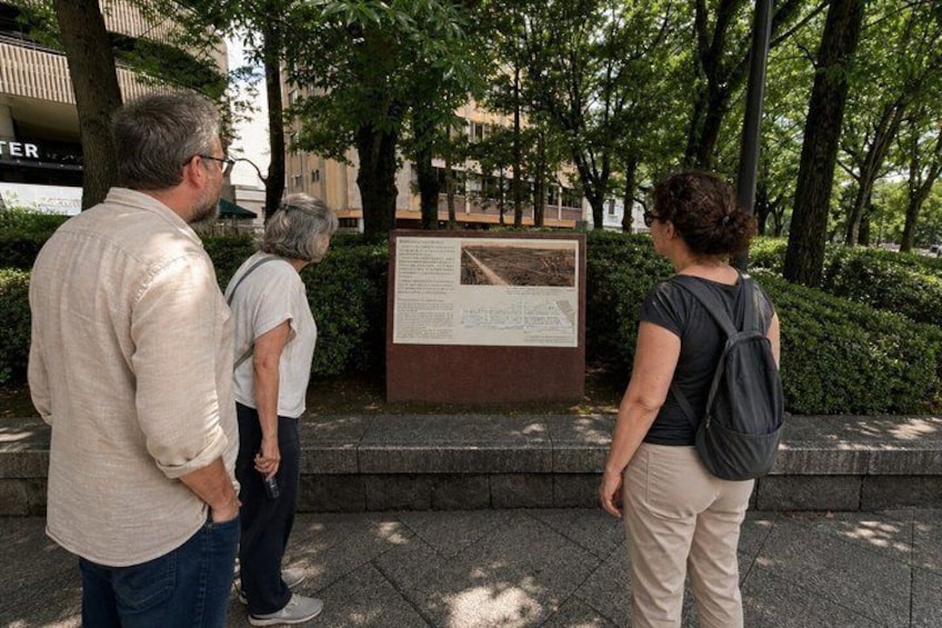 Hiroshima Peace Memorial Park Walking Tour with Local Guide 4