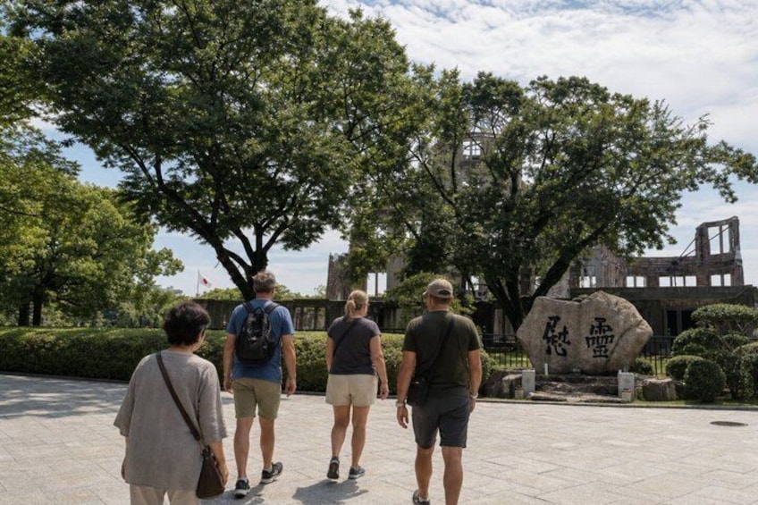 Hiroshima Peace Memorial Park Walking Tour with Local Guide 5