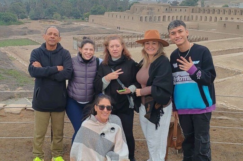 Tour the ancient ruins of Pachacamac and Barranco and Bohemian Lima 1