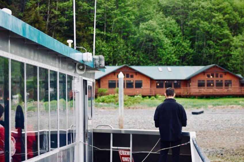 Juneau Alaska Island Dining at Orca Point Lodge and Whale Quest 1