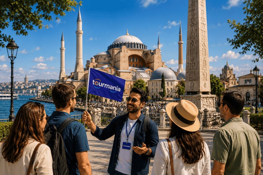 Picture 1 for Activity Istanbul: Private Stopover Tour with Airport Transfers 2