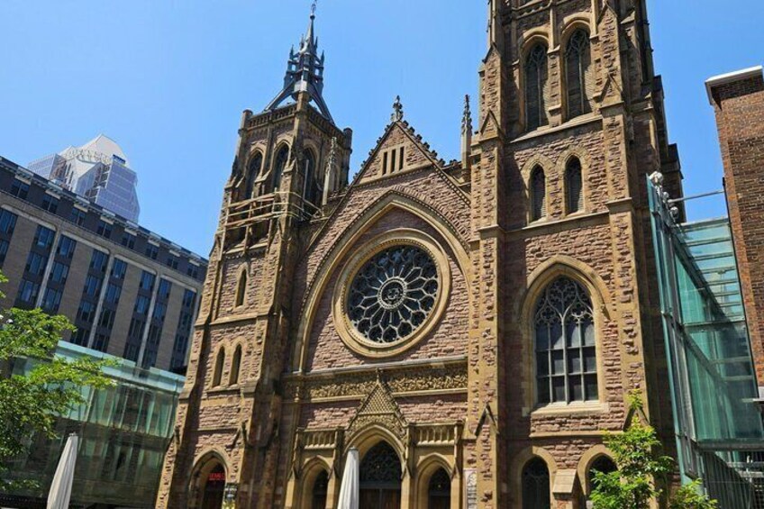 Montreal Walking and Metro Tour Culture History and Diversity 5