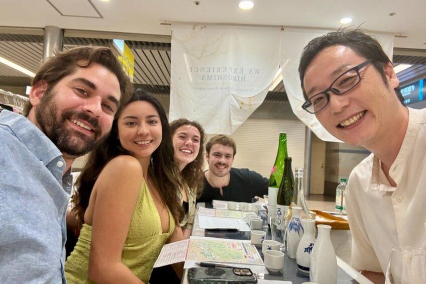 Japanese Sake Etiquette Experience 1