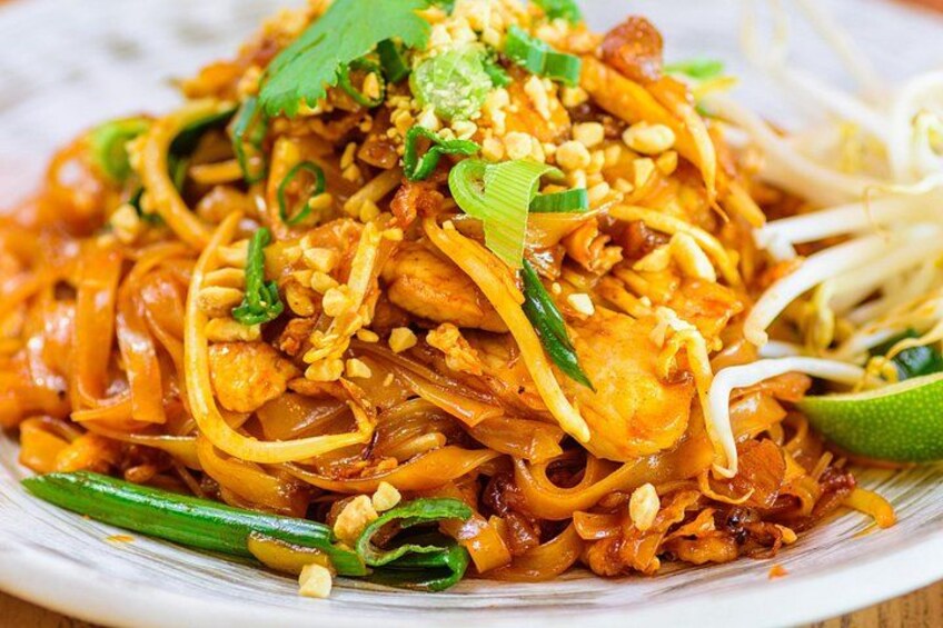 Thai Cooking Class in Los Angeles (Includes 4-Course Meal) 2