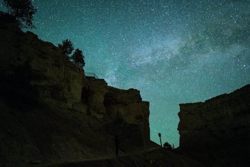 Goop the Loop Full Moon Hike in Bryce Canyon 5
