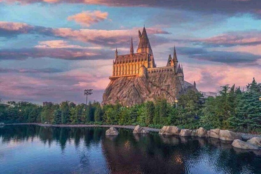 Universal Beijing Resort 1-Day Ticket with Buffet Option 4